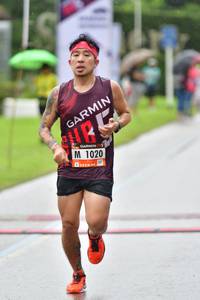 BIB: 1020
                            <button type="button" onclick="openModal(5578457)" class="btn btn-primary btn-sm float-right btn-popup" data-toggle="modal" data-target=".modal-high-quality">
                        <i class="fas fa-shopping-cart"></i> Add to Cart
                    </button>
                                            <button type="button" onclick="isThisMe(5578457, true)" class="btn btn-success btn-sm float-right btn-popup btn-isme hidden" data-toggle="tooltip" data-placement="bottom" title="นี่คือรูปของคุณใช่ไหม คลิกที่นี่เพื่อเอาเข้าอัลบั้ม">
                        <i class="fas fa-plus"></i> Add to album
                    </button>
                    <button type="button" onclick="isThisMe(5578457, false)" class="btn btn-warning btn-sm float-right btn-popup btn-isnotme hidden">
                        <i class="fas fa-ban"></i> Remove from album
                    </button>