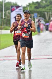 BIB: 1510, 1369
                            <button type="button" onclick="openModal(5579291)" class="btn btn-primary btn-sm float-right btn-popup" data-toggle="modal" data-target=".modal-high-quality">
                        <i class="fas fa-shopping-cart"></i> Add to Cart
                    </button>
                                            <button type="button" onclick="isThisMe(5579291, true)" class="btn btn-success btn-sm float-right btn-popup btn-isme hidden" data-toggle="tooltip" data-placement="bottom" title="นี่คือรูปของคุณใช่ไหม คลิกที่นี่เพื่อเอาเข้าอัลบั้ม">
                        <i class="fas fa-plus"></i> Add to album
                    </button>
                    <button type="button" onclick="isThisMe(5579291, false)" class="btn btn-warning btn-sm float-right btn-popup btn-isnotme hidden">
                        <i class="fas fa-ban"></i> Remove from album
                    </button>