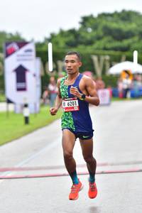 BIB: 6201
                            <button type="button" onclick="openModal(5577304)" class="btn btn-primary btn-sm float-right btn-popup" data-toggle="modal" data-target=".modal-high-quality">
                        <i class="fas fa-shopping-cart"></i> Add to Cart
                    </button>
                                            <button type="button" onclick="isThisMe(5577304, true)" class="btn btn-success btn-sm float-right btn-popup btn-isme hidden" data-toggle="tooltip" data-placement="bottom" title="นี่คือรูปของคุณใช่ไหม คลิกที่นี่เพื่อเอาเข้าอัลบั้ม">
                        <i class="fas fa-plus"></i> Add to album
                    </button>
                    <button type="button" onclick="isThisMe(5577304, false)" class="btn btn-warning btn-sm float-right btn-popup btn-isnotme hidden">
                        <i class="fas fa-ban"></i> Remove from album
                    </button>