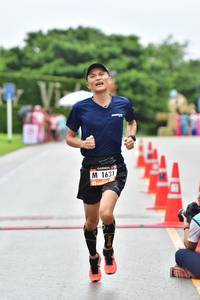 BIB: 1631
                            <button type="button" onclick="openModal(5577607)" class="btn btn-primary btn-sm float-right btn-popup" data-toggle="modal" data-target=".modal-high-quality">
                        <i class="fas fa-shopping-cart"></i> Add to Cart
                    </button>
                                            <button type="button" onclick="isThisMe(5577607, true)" class="btn btn-success btn-sm float-right btn-popup btn-isme hidden" data-toggle="tooltip" data-placement="bottom" title="นี่คือรูปของคุณใช่ไหม คลิกที่นี่เพื่อเอาเข้าอัลบั้ม">
                        <i class="fas fa-plus"></i> Add to album
                    </button>
                    <button type="button" onclick="isThisMe(5577607, false)" class="btn btn-warning btn-sm float-right btn-popup btn-isnotme hidden">
                        <i class="fas fa-ban"></i> Remove from album
                    </button>