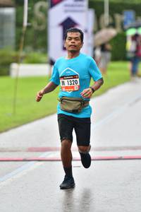 BIB: 1320
                            <button type="button" onclick="openModal(5578114)" class="btn btn-primary btn-sm float-right btn-popup" data-toggle="modal" data-target=".modal-high-quality">
                        <i class="fas fa-shopping-cart"></i> Add to Cart
                    </button>
                                            <button type="button" onclick="isThisMe(5578114, true)" class="btn btn-success btn-sm float-right btn-popup btn-isme hidden" data-toggle="tooltip" data-placement="bottom" title="นี่คือรูปของคุณใช่ไหม คลิกที่นี่เพื่อเอาเข้าอัลบั้ม">
                        <i class="fas fa-plus"></i> Add to album
                    </button>
                    <button type="button" onclick="isThisMe(5578114, false)" class="btn btn-warning btn-sm float-right btn-popup btn-isnotme hidden">
                        <i class="fas fa-ban"></i> Remove from album
                    </button>