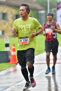 BIB: 1458, 1381
                            <button type="button" onclick="openModal(5583149)" class="btn btn-primary btn-sm float-right btn-popup" data-toggle="modal" data-target=".modal-high-quality">
                        <i class="fas fa-shopping-cart"></i> Add to Cart
                    </button>
                                            <button type="button" onclick="isThisMe(5583149, true)" class="btn btn-success btn-sm float-right btn-popup btn-isme hidden" data-toggle="tooltip" data-placement="bottom" title="นี่คือรูปของคุณใช่ไหม คลิกที่นี่เพื่อเอาเข้าอัลบั้ม">
                        <i class="fas fa-plus"></i> Add to album
                    </button>
                    <button type="button" onclick="isThisMe(5583149, false)" class="btn btn-warning btn-sm float-right btn-popup btn-isnotme hidden">
                        <i class="fas fa-ban"></i> Remove from album
                    </button>