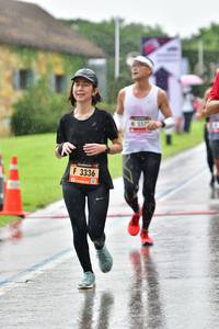 BIB: 3336
                            <button type="button" onclick="openModal(5584145)" class="btn btn-primary btn-sm float-right btn-popup" data-toggle="modal" data-target=".modal-high-quality">
                        <i class="fas fa-shopping-cart"></i> Add to Cart
                    </button>
                                            <button type="button" onclick="isThisMe(5584145, true)" class="btn btn-success btn-sm float-right btn-popup btn-isme hidden" data-toggle="tooltip" data-placement="bottom" title="นี่คือรูปของคุณใช่ไหม คลิกที่นี่เพื่อเอาเข้าอัลบั้ม">
                        <i class="fas fa-plus"></i> Add to album
                    </button>
                    <button type="button" onclick="isThisMe(5584145, false)" class="btn btn-warning btn-sm float-right btn-popup btn-isnotme hidden">
                        <i class="fas fa-ban"></i> Remove from album
                    </button>