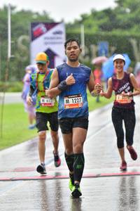 BIB: 1227, 3370
                            <button type="button" onclick="openModal(5585044)" class="btn btn-primary btn-sm float-right btn-popup" data-toggle="modal" data-target=".modal-high-quality">
                        <i class="fas fa-shopping-cart"></i> Add to Cart
                    </button>
                                            <button type="button" onclick="isThisMe(5585044, true)" class="btn btn-success btn-sm float-right btn-popup btn-isme hidden" data-toggle="tooltip" data-placement="bottom" title="นี่คือรูปของคุณใช่ไหม คลิกที่นี่เพื่อเอาเข้าอัลบั้ม">
                        <i class="fas fa-plus"></i> Add to album
                    </button>
                    <button type="button" onclick="isThisMe(5585044, false)" class="btn btn-warning btn-sm float-right btn-popup btn-isnotme hidden">
                        <i class="fas fa-ban"></i> Remove from album
                    </button>