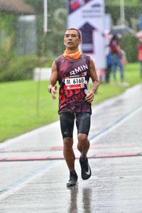 BIB: 6160
                            <button type="button" onclick="openModal(5583180)" class="btn btn-primary btn-sm float-right btn-popup" data-toggle="modal" data-target=".modal-high-quality">
                        <i class="fas fa-shopping-cart"></i> Add to Cart
                    </button>
                                            <button type="button" onclick="isThisMe(5583180, true)" class="btn btn-success btn-sm float-right btn-popup btn-isme hidden" data-toggle="tooltip" data-placement="bottom" title="นี่คือรูปของคุณใช่ไหม คลิกที่นี่เพื่อเอาเข้าอัลบั้ม">
                        <i class="fas fa-plus"></i> Add to album
                    </button>
                    <button type="button" onclick="isThisMe(5583180, false)" class="btn btn-warning btn-sm float-right btn-popup btn-isnotme hidden">
                        <i class="fas fa-ban"></i> Remove from album
                    </button>