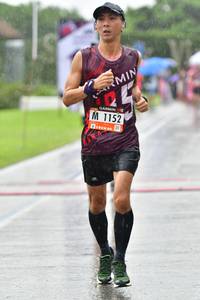 BIB: 1152
                            <button type="button" onclick="openModal(5583277)" class="btn btn-primary btn-sm float-right btn-popup" data-toggle="modal" data-target=".modal-high-quality">
                        <i class="fas fa-shopping-cart"></i> Add to Cart
                    </button>
                                            <button type="button" onclick="isThisMe(5583277, true)" class="btn btn-success btn-sm float-right btn-popup btn-isme hidden" data-toggle="tooltip" data-placement="bottom" title="นี่คือรูปของคุณใช่ไหม คลิกที่นี่เพื่อเอาเข้าอัลบั้ม">
                        <i class="fas fa-plus"></i> Add to album
                    </button>
                    <button type="button" onclick="isThisMe(5583277, false)" class="btn btn-warning btn-sm float-right btn-popup btn-isnotme hidden">
                        <i class="fas fa-ban"></i> Remove from album
                    </button>