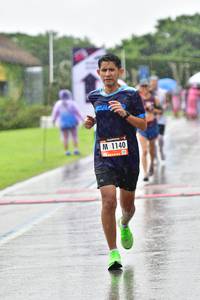 BIB: 1140
                            <button type="button" onclick="openModal(5583982)" class="btn btn-primary btn-sm float-right btn-popup" data-toggle="modal" data-target=".modal-high-quality">
                        <i class="fas fa-shopping-cart"></i> Add to Cart
                    </button>
                                            <button type="button" onclick="isThisMe(5583982, true)" class="btn btn-success btn-sm float-right btn-popup btn-isme hidden" data-toggle="tooltip" data-placement="bottom" title="นี่คือรูปของคุณใช่ไหม คลิกที่นี่เพื่อเอาเข้าอัลบั้ม">
                        <i class="fas fa-plus"></i> Add to album
                    </button>
                    <button type="button" onclick="isThisMe(5583982, false)" class="btn btn-warning btn-sm float-right btn-popup btn-isnotme hidden">
                        <i class="fas fa-ban"></i> Remove from album
                    </button>