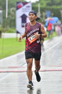 BIB: 143
                            <button type="button" onclick="openModal(5583119)" class="btn btn-primary btn-sm float-right btn-popup" data-toggle="modal" data-target=".modal-high-quality">
                        <i class="fas fa-shopping-cart"></i> Add to Cart
                    </button>
                                            <button type="button" onclick="isThisMe(5583119, true)" class="btn btn-success btn-sm float-right btn-popup btn-isme hidden" data-toggle="tooltip" data-placement="bottom" title="นี่คือรูปของคุณใช่ไหม คลิกที่นี่เพื่อเอาเข้าอัลบั้ม">
                        <i class="fas fa-plus"></i> Add to album
                    </button>
                    <button type="button" onclick="isThisMe(5583119, false)" class="btn btn-warning btn-sm float-right btn-popup btn-isnotme hidden">
                        <i class="fas fa-ban"></i> Remove from album
                    </button>