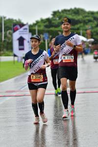 BIB: 1176, 3165
                            <button type="button" onclick="openModal(5691231)" class="btn btn-primary btn-sm float-right btn-popup" data-toggle="modal" data-target=".modal-high-quality">
                        <i class="fas fa-shopping-cart"></i> Add to Cart
                    </button>
                                            <button type="button" onclick="isThisMe(5691231, true)" class="btn btn-success btn-sm float-right btn-popup btn-isme hidden" data-toggle="tooltip" data-placement="bottom" title="นี่คือรูปของคุณใช่ไหม คลิกที่นี่เพื่อเอาเข้าอัลบั้ม">
                        <i class="fas fa-plus"></i> Add to album
                    </button>
                    <button type="button" onclick="isThisMe(5691231, false)" class="btn btn-warning btn-sm float-right btn-popup btn-isnotme hidden">
                        <i class="fas fa-ban"></i> Remove from album
                    </button>