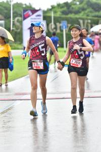 BIB: 7161, 7050
                            <button type="button" onclick="openModal(5696066)" class="btn btn-primary btn-sm float-right btn-popup" data-toggle="modal" data-target=".modal-high-quality">
                        <i class="fas fa-shopping-cart"></i> Add to Cart
                    </button>
                                            <button type="button" onclick="isThisMe(5696066, true)" class="btn btn-success btn-sm float-right btn-popup btn-isme hidden" data-toggle="tooltip" data-placement="bottom" title="นี่คือรูปของคุณใช่ไหม คลิกที่นี่เพื่อเอาเข้าอัลบั้ม">
                        <i class="fas fa-plus"></i> Add to album
                    </button>
                    <button type="button" onclick="isThisMe(5696066, false)" class="btn btn-warning btn-sm float-right btn-popup btn-isnotme hidden">
                        <i class="fas fa-ban"></i> Remove from album
                    </button>