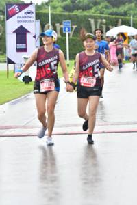 BIB: 7050
                            <button type="button" onclick="openModal(5696061)" class="btn btn-primary btn-sm float-right btn-popup" data-toggle="modal" data-target=".modal-high-quality">
                        <i class="fas fa-shopping-cart"></i> Add to Cart
                    </button>
                                            <button type="button" onclick="isThisMe(5696061, true)" class="btn btn-success btn-sm float-right btn-popup btn-isme hidden" data-toggle="tooltip" data-placement="bottom" title="นี่คือรูปของคุณใช่ไหม คลิกที่นี่เพื่อเอาเข้าอัลบั้ม">
                        <i class="fas fa-plus"></i> Add to album
                    </button>
                    <button type="button" onclick="isThisMe(5696061, false)" class="btn btn-warning btn-sm float-right btn-popup btn-isnotme hidden">
                        <i class="fas fa-ban"></i> Remove from album
                    </button>