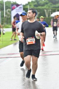 BIB: 1654
                            <button type="button" onclick="openModal(5696672)" class="btn btn-primary btn-sm float-right btn-popup" data-toggle="modal" data-target=".modal-high-quality">
                        <i class="fas fa-shopping-cart"></i> Add to Cart
                    </button>
                                            <button type="button" onclick="isThisMe(5696672, true)" class="btn btn-success btn-sm float-right btn-popup btn-isme hidden" data-toggle="tooltip" data-placement="bottom" title="นี่คือรูปของคุณใช่ไหม คลิกที่นี่เพื่อเอาเข้าอัลบั้ม">
                        <i class="fas fa-plus"></i> Add to album
                    </button>
                    <button type="button" onclick="isThisMe(5696672, false)" class="btn btn-warning btn-sm float-right btn-popup btn-isnotme hidden">
                        <i class="fas fa-ban"></i> Remove from album
                    </button>