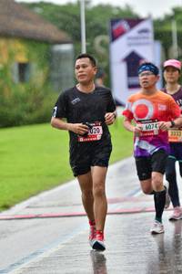 BIB: 6074, 020, 3333
                            <button type="button" onclick="openModal(5690471)" class="btn btn-primary btn-sm float-right btn-popup" data-toggle="modal" data-target=".modal-high-quality">
                        <i class="fas fa-shopping-cart"></i> Add to Cart
                    </button>
                                            <button type="button" onclick="isThisMe(5690471, true)" class="btn btn-success btn-sm float-right btn-popup btn-isme hidden" data-toggle="tooltip" data-placement="bottom" title="นี่คือรูปของคุณใช่ไหม คลิกที่นี่เพื่อเอาเข้าอัลบั้ม">
                        <i class="fas fa-plus"></i> Add to album
                    </button>
                    <button type="button" onclick="isThisMe(5690471, false)" class="btn btn-warning btn-sm float-right btn-popup btn-isnotme hidden">
                        <i class="fas fa-ban"></i> Remove from album
                    </button>