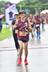 BIB: 3292
                            <button type="button" onclick="openModal(5696347)" class="btn btn-primary btn-sm float-right btn-popup" data-toggle="modal" data-target=".modal-high-quality">
                        <i class="fas fa-shopping-cart"></i> Add to Cart
                    </button>
                                            <button type="button" onclick="isThisMe(5696347, true)" class="btn btn-success btn-sm float-right btn-popup btn-isme hidden" data-toggle="tooltip" data-placement="bottom" title="นี่คือรูปของคุณใช่ไหม คลิกที่นี่เพื่อเอาเข้าอัลบั้ม">
                        <i class="fas fa-plus"></i> Add to album
                    </button>
                    <button type="button" onclick="isThisMe(5696347, false)" class="btn btn-warning btn-sm float-right btn-popup btn-isnotme hidden">
                        <i class="fas fa-ban"></i> Remove from album
                    </button>