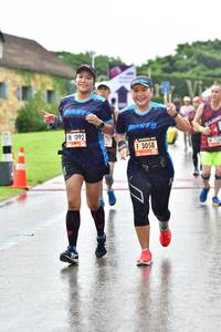 BIB: 1092, 3058
                            <button type="button" onclick="openModal(5694909)" class="btn btn-primary btn-sm float-right btn-popup" data-toggle="modal" data-target=".modal-high-quality">
                        <i class="fas fa-shopping-cart"></i> Add to Cart
                    </button>
                                            <button type="button" onclick="isThisMe(5694909, true)" class="btn btn-success btn-sm float-right btn-popup btn-isme hidden" data-toggle="tooltip" data-placement="bottom" title="นี่คือรูปของคุณใช่ไหม คลิกที่นี่เพื่อเอาเข้าอัลบั้ม">
                        <i class="fas fa-plus"></i> Add to album
                    </button>
                    <button type="button" onclick="isThisMe(5694909, false)" class="btn btn-warning btn-sm float-right btn-popup btn-isnotme hidden">
                        <i class="fas fa-ban"></i> Remove from album
                    </button>