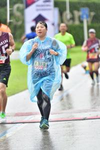 BIB: 917, 3328
                            <button type="button" onclick="openModal(5695222)" class="btn btn-primary btn-sm float-right btn-popup" data-toggle="modal" data-target=".modal-high-quality">
                        <i class="fas fa-shopping-cart"></i> Add to Cart
                    </button>
                                            <button type="button" onclick="isThisMe(5695222, true)" class="btn btn-success btn-sm float-right btn-popup btn-isme hidden" data-toggle="tooltip" data-placement="bottom" title="นี่คือรูปของคุณใช่ไหม คลิกที่นี่เพื่อเอาเข้าอัลบั้ม">
                        <i class="fas fa-plus"></i> Add to album
                    </button>
                    <button type="button" onclick="isThisMe(5695222, false)" class="btn btn-warning btn-sm float-right btn-popup btn-isnotme hidden">
                        <i class="fas fa-ban"></i> Remove from album
                    </button>