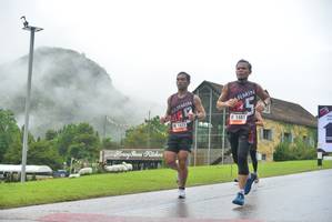 BIB: 1571, 1485
                            <button type="button" onclick="openModal(5775699)" class="btn btn-primary btn-sm float-right btn-popup" data-toggle="modal" data-target=".modal-high-quality">
                        <i class="fas fa-shopping-cart"></i> Add to Cart
                    </button>
                                            <button type="button" onclick="isThisMe(5775699, true)" class="btn btn-success btn-sm float-right btn-popup btn-isme hidden" data-toggle="tooltip" data-placement="bottom" title="นี่คือรูปของคุณใช่ไหม คลิกที่นี่เพื่อเอาเข้าอัลบั้ม">
                        <i class="fas fa-plus"></i> Add to album
                    </button>
                    <button type="button" onclick="isThisMe(5775699, false)" class="btn btn-warning btn-sm float-right btn-popup btn-isnotme hidden">
                        <i class="fas fa-ban"></i> Remove from album
                    </button>