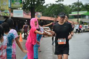 BIB: 1035
                            <button type="button" onclick="openModal(5777652)" class="btn btn-primary btn-sm float-right btn-popup" data-toggle="modal" data-target=".modal-high-quality">
                        <i class="fas fa-shopping-cart"></i> Add to Cart
                    </button>
                                            <button type="button" onclick="isThisMe(5777652, true)" class="btn btn-success btn-sm float-right btn-popup btn-isme hidden" data-toggle="tooltip" data-placement="bottom" title="นี่คือรูปของคุณใช่ไหม คลิกที่นี่เพื่อเอาเข้าอัลบั้ม">
                        <i class="fas fa-plus"></i> Add to album
                    </button>
                    <button type="button" onclick="isThisMe(5777652, false)" class="btn btn-warning btn-sm float-right btn-popup btn-isnotme hidden">
                        <i class="fas fa-ban"></i> Remove from album
                    </button>