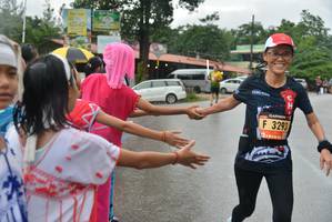 BIB: 3293
                            <button type="button" onclick="openModal(5777004)" class="btn btn-primary btn-sm float-right btn-popup" data-toggle="modal" data-target=".modal-high-quality">
                        <i class="fas fa-shopping-cart"></i> Add to Cart
                    </button>
                                            <button type="button" onclick="isThisMe(5777004, true)" class="btn btn-success btn-sm float-right btn-popup btn-isme hidden" data-toggle="tooltip" data-placement="bottom" title="นี่คือรูปของคุณใช่ไหม คลิกที่นี่เพื่อเอาเข้าอัลบั้ม">
                        <i class="fas fa-plus"></i> Add to album
                    </button>
                    <button type="button" onclick="isThisMe(5777004, false)" class="btn btn-warning btn-sm float-right btn-popup btn-isnotme hidden">
                        <i class="fas fa-ban"></i> Remove from album
                    </button>