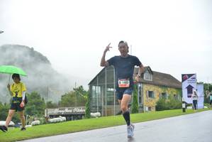 BIB: 1405, 071
                            <button type="button" onclick="openModal(5775713)" class="btn btn-primary btn-sm float-right btn-popup" data-toggle="modal" data-target=".modal-high-quality">
                        <i class="fas fa-shopping-cart"></i> Add to Cart
                    </button>
                                            <button type="button" onclick="isThisMe(5775713, true)" class="btn btn-success btn-sm float-right btn-popup btn-isme hidden" data-toggle="tooltip" data-placement="bottom" title="นี่คือรูปของคุณใช่ไหม คลิกที่นี่เพื่อเอาเข้าอัลบั้ม">
                        <i class="fas fa-plus"></i> Add to album
                    </button>
                    <button type="button" onclick="isThisMe(5775713, false)" class="btn btn-warning btn-sm float-right btn-popup btn-isnotme hidden">
                        <i class="fas fa-ban"></i> Remove from album
                    </button>