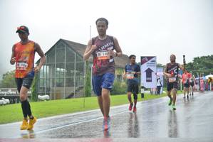 BIB: 140, 5986, 1386
                            <button type="button" onclick="openModal(5776403)" class="btn btn-primary btn-sm float-right btn-popup" data-toggle="modal" data-target=".modal-high-quality">
                        <i class="fas fa-shopping-cart"></i> Add to Cart
                    </button>
                                            <button type="button" onclick="isThisMe(5776403, true)" class="btn btn-success btn-sm float-right btn-popup btn-isme hidden" data-toggle="tooltip" data-placement="bottom" title="นี่คือรูปของคุณใช่ไหม คลิกที่นี่เพื่อเอาเข้าอัลบั้ม">
                        <i class="fas fa-plus"></i> Add to album
                    </button>
                    <button type="button" onclick="isThisMe(5776403, false)" class="btn btn-warning btn-sm float-right btn-popup btn-isnotme hidden">
                        <i class="fas fa-ban"></i> Remove from album
                    </button>