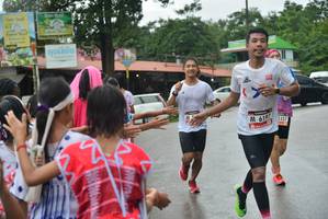 BIB: 1357, 6197
                            <button type="button" onclick="openModal(5777633)" class="btn btn-primary btn-sm float-right btn-popup" data-toggle="modal" data-target=".modal-high-quality">
                        <i class="fas fa-shopping-cart"></i> Add to Cart
                    </button>
                                            <button type="button" onclick="isThisMe(5777633, true)" class="btn btn-success btn-sm float-right btn-popup btn-isme hidden" data-toggle="tooltip" data-placement="bottom" title="นี่คือรูปของคุณใช่ไหม คลิกที่นี่เพื่อเอาเข้าอัลบั้ม">
                        <i class="fas fa-plus"></i> Add to album
                    </button>
                    <button type="button" onclick="isThisMe(5777633, false)" class="btn btn-warning btn-sm float-right btn-popup btn-isnotme hidden">
                        <i class="fas fa-ban"></i> Remove from album
                    </button>