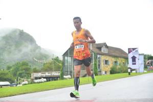 BIB: 1454
                            <button type="button" onclick="openModal(5775573)" class="btn btn-primary btn-sm float-right btn-popup" data-toggle="modal" data-target=".modal-high-quality">
                        <i class="fas fa-shopping-cart"></i> Add to Cart
                    </button>
                                            <button type="button" onclick="isThisMe(5775573, true)" class="btn btn-success btn-sm float-right btn-popup btn-isme hidden" data-toggle="tooltip" data-placement="bottom" title="นี่คือรูปของคุณใช่ไหม คลิกที่นี่เพื่อเอาเข้าอัลบั้ม">
                        <i class="fas fa-plus"></i> Add to album
                    </button>
                    <button type="button" onclick="isThisMe(5775573, false)" class="btn btn-warning btn-sm float-right btn-popup btn-isnotme hidden">
                        <i class="fas fa-ban"></i> Remove from album
                    </button>