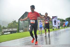 BIB: 1722, 1172
                            <button type="button" onclick="openModal(5776507)" class="btn btn-primary btn-sm float-right btn-popup" data-toggle="modal" data-target=".modal-high-quality">
                        <i class="fas fa-shopping-cart"></i> Add to Cart
                    </button>
                                            <button type="button" onclick="isThisMe(5776507, true)" class="btn btn-success btn-sm float-right btn-popup btn-isme hidden" data-toggle="tooltip" data-placement="bottom" title="นี่คือรูปของคุณใช่ไหม คลิกที่นี่เพื่อเอาเข้าอัลบั้ม">
                        <i class="fas fa-plus"></i> Add to album
                    </button>
                    <button type="button" onclick="isThisMe(5776507, false)" class="btn btn-warning btn-sm float-right btn-popup btn-isnotme hidden">
                        <i class="fas fa-ban"></i> Remove from album
                    </button>