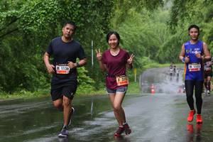 BIB: 1136, 5555, 310
                            <button type="button" onclick="openModal(5608568)" class="btn btn-primary btn-sm float-right btn-popup" data-toggle="modal" data-target=".modal-high-quality">
                        <i class="fas fa-shopping-cart"></i> Add to Cart
                    </button>
                                            <button type="button" onclick="isThisMe(5608568, true)" class="btn btn-success btn-sm float-right btn-popup btn-isme hidden" data-toggle="tooltip" data-placement="bottom" title="นี่คือรูปของคุณใช่ไหม คลิกที่นี่เพื่อเอาเข้าอัลบั้ม">
                        <i class="fas fa-plus"></i> Add to album
                    </button>
                    <button type="button" onclick="isThisMe(5608568, false)" class="btn btn-warning btn-sm float-right btn-popup btn-isnotme hidden">
                        <i class="fas fa-ban"></i> Remove from album
                    </button>