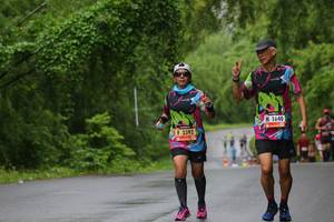 BIB: 1640, 3392
                            <button type="button" onclick="openModal(5587145)" class="btn btn-primary btn-sm float-right btn-popup" data-toggle="modal" data-target=".modal-high-quality">
                        <i class="fas fa-shopping-cart"></i> Add to Cart
                    </button>
                                            <button type="button" onclick="isThisMe(5587145, true)" class="btn btn-success btn-sm float-right btn-popup btn-isme hidden" data-toggle="tooltip" data-placement="bottom" title="นี่คือรูปของคุณใช่ไหม คลิกที่นี่เพื่อเอาเข้าอัลบั้ม">
                        <i class="fas fa-plus"></i> Add to album
                    </button>
                    <button type="button" onclick="isThisMe(5587145, false)" class="btn btn-warning btn-sm float-right btn-popup btn-isnotme hidden">
                        <i class="fas fa-ban"></i> Remove from album
                    </button>