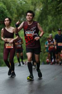 BIB: 1219, 3195
                            <button type="button" onclick="openModal(5579033)" class="btn btn-primary btn-sm float-right btn-popup" data-toggle="modal" data-target=".modal-high-quality">
                        <i class="fas fa-shopping-cart"></i> Add to Cart
                    </button>
                                            <button type="button" onclick="isThisMe(5579033, true)" class="btn btn-success btn-sm float-right btn-popup btn-isme hidden" data-toggle="tooltip" data-placement="bottom" title="นี่คือรูปของคุณใช่ไหม คลิกที่นี่เพื่อเอาเข้าอัลบั้ม">
                        <i class="fas fa-plus"></i> Add to album
                    </button>
                    <button type="button" onclick="isThisMe(5579033, false)" class="btn btn-warning btn-sm float-right btn-popup btn-isnotme hidden">
                        <i class="fas fa-ban"></i> Remove from album
                    </button>