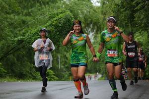 BIB: 1313, 5066
                            <button type="button" onclick="openModal(5581029)" class="btn btn-primary btn-sm float-right btn-popup" data-toggle="modal" data-target=".modal-high-quality">
                        <i class="fas fa-shopping-cart"></i> Add to Cart
                    </button>
                                            <button type="button" onclick="isThisMe(5581029, true)" class="btn btn-success btn-sm float-right btn-popup btn-isme hidden" data-toggle="tooltip" data-placement="bottom" title="นี่คือรูปของคุณใช่ไหม คลิกที่นี่เพื่อเอาเข้าอัลบั้ม">
                        <i class="fas fa-plus"></i> Add to album
                    </button>
                    <button type="button" onclick="isThisMe(5581029, false)" class="btn btn-warning btn-sm float-right btn-popup btn-isnotme hidden">
                        <i class="fas fa-ban"></i> Remove from album
                    </button>