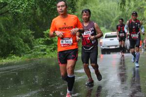 BIB: 5444, 5606, 5071
                            <button type="button" onclick="openModal(5633328)" class="btn btn-primary btn-sm float-right btn-popup" data-toggle="modal" data-target=".modal-high-quality">
                        <i class="fas fa-shopping-cart"></i> Add to Cart
                    </button>
                                            <button type="button" onclick="isThisMe(5633328, true)" class="btn btn-success btn-sm float-right btn-popup btn-isme hidden" data-toggle="tooltip" data-placement="bottom" title="นี่คือรูปของคุณใช่ไหม คลิกที่นี่เพื่อเอาเข้าอัลบั้ม">
                        <i class="fas fa-plus"></i> Add to album
                    </button>
                    <button type="button" onclick="isThisMe(5633328, false)" class="btn btn-warning btn-sm float-right btn-popup btn-isnotme hidden">
                        <i class="fas fa-ban"></i> Remove from album
                    </button>