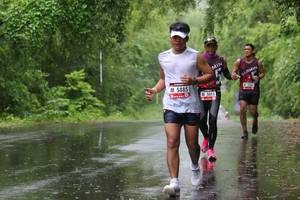 BIB: 5885, 011
                            <button type="button" onclick="openModal(5718576)" class="btn btn-primary btn-sm float-right btn-popup" data-toggle="modal" data-target=".modal-high-quality">
                        <i class="fas fa-shopping-cart"></i> Add to Cart
                    </button>
                                            <button type="button" onclick="isThisMe(5718576, true)" class="btn btn-success btn-sm float-right btn-popup btn-isme hidden" data-toggle="tooltip" data-placement="bottom" title="นี่คือรูปของคุณใช่ไหม คลิกที่นี่เพื่อเอาเข้าอัลบั้ม">
                        <i class="fas fa-plus"></i> Add to album
                    </button>
                    <button type="button" onclick="isThisMe(5718576, false)" class="btn btn-warning btn-sm float-right btn-popup btn-isnotme hidden">
                        <i class="fas fa-ban"></i> Remove from album
                    </button>