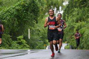 BIB: 1153, 1217
                            <button type="button" onclick="openModal(5726199)" class="btn btn-primary btn-sm float-right btn-popup" data-toggle="modal" data-target=".modal-high-quality">
                        <i class="fas fa-shopping-cart"></i> Add to Cart
                    </button>
                                            <button type="button" onclick="isThisMe(5726199, true)" class="btn btn-success btn-sm float-right btn-popup btn-isme hidden" data-toggle="tooltip" data-placement="bottom" title="นี่คือรูปของคุณใช่ไหม คลิกที่นี่เพื่อเอาเข้าอัลบั้ม">
                        <i class="fas fa-plus"></i> Add to album
                    </button>
                    <button type="button" onclick="isThisMe(5726199, false)" class="btn btn-warning btn-sm float-right btn-popup btn-isnotme hidden">
                        <i class="fas fa-ban"></i> Remove from album
                    </button>