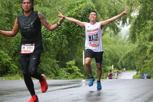 BIB: 1590, 1213
                            <button type="button" onclick="openModal(5726172)" class="btn btn-primary btn-sm float-right btn-popup" data-toggle="modal" data-target=".modal-high-quality">
                        <i class="fas fa-shopping-cart"></i> Add to Cart
                    </button>
                                            <button type="button" onclick="isThisMe(5726172, true)" class="btn btn-success btn-sm float-right btn-popup btn-isme hidden" data-toggle="tooltip" data-placement="bottom" title="นี่คือรูปของคุณใช่ไหม คลิกที่นี่เพื่อเอาเข้าอัลบั้ม">
                        <i class="fas fa-plus"></i> Add to album
                    </button>
                    <button type="button" onclick="isThisMe(5726172, false)" class="btn btn-warning btn-sm float-right btn-popup btn-isnotme hidden">
                        <i class="fas fa-ban"></i> Remove from album
                    </button>