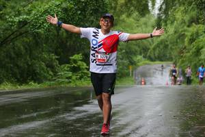 BIB: 5278
                            <button type="button" onclick="openModal(5724948)" class="btn btn-primary btn-sm float-right btn-popup" data-toggle="modal" data-target=".modal-high-quality">
                        <i class="fas fa-shopping-cart"></i> Add to Cart
                    </button>
                                            <button type="button" onclick="isThisMe(5724948, true)" class="btn btn-success btn-sm float-right btn-popup btn-isme hidden" data-toggle="tooltip" data-placement="bottom" title="นี่คือรูปของคุณใช่ไหม คลิกที่นี่เพื่อเอาเข้าอัลบั้ม">
                        <i class="fas fa-plus"></i> Add to album
                    </button>
                    <button type="button" onclick="isThisMe(5724948, false)" class="btn btn-warning btn-sm float-right btn-popup btn-isnotme hidden">
                        <i class="fas fa-ban"></i> Remove from album
                    </button>