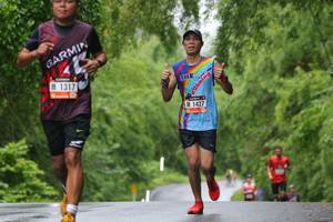 BIB: 1317, 1427
                            <button type="button" onclick="openModal(5726444)" class="btn btn-primary btn-sm float-right btn-popup" data-toggle="modal" data-target=".modal-high-quality">
                        <i class="fas fa-shopping-cart"></i> Add to Cart
                    </button>
                                            <button type="button" onclick="isThisMe(5726444, true)" class="btn btn-success btn-sm float-right btn-popup btn-isme hidden" data-toggle="tooltip" data-placement="bottom" title="นี่คือรูปของคุณใช่ไหม คลิกที่นี่เพื่อเอาเข้าอัลบั้ม">
                        <i class="fas fa-plus"></i> Add to album
                    </button>
                    <button type="button" onclick="isThisMe(5726444, false)" class="btn btn-warning btn-sm float-right btn-popup btn-isnotme hidden">
                        <i class="fas fa-ban"></i> Remove from album
                    </button>