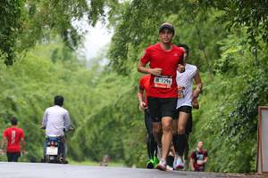 BIB: 1296
                            <button type="button" onclick="openModal(5727527)" class="btn btn-primary btn-sm float-right btn-popup" data-toggle="modal" data-target=".modal-high-quality">
                        <i class="fas fa-shopping-cart"></i> Add to Cart
                    </button>
                                            <button type="button" onclick="isThisMe(5727527, true)" class="btn btn-success btn-sm float-right btn-popup btn-isme hidden" data-toggle="tooltip" data-placement="bottom" title="นี่คือรูปของคุณใช่ไหม คลิกที่นี่เพื่อเอาเข้าอัลบั้ม">
                        <i class="fas fa-plus"></i> Add to album
                    </button>
                    <button type="button" onclick="isThisMe(5727527, false)" class="btn btn-warning btn-sm float-right btn-popup btn-isnotme hidden">
                        <i class="fas fa-ban"></i> Remove from album
                    </button>