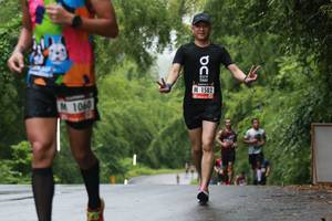 BIB: 1582, 1060
                            <button type="button" onclick="openModal(5728131)" class="btn btn-primary btn-sm float-right btn-popup" data-toggle="modal" data-target=".modal-high-quality">
                        <i class="fas fa-shopping-cart"></i> Add to Cart
                    </button>
                                            <button type="button" onclick="isThisMe(5728131, true)" class="btn btn-success btn-sm float-right btn-popup btn-isme hidden" data-toggle="tooltip" data-placement="bottom" title="นี่คือรูปของคุณใช่ไหม คลิกที่นี่เพื่อเอาเข้าอัลบั้ม">
                        <i class="fas fa-plus"></i> Add to album
                    </button>
                    <button type="button" onclick="isThisMe(5728131, false)" class="btn btn-warning btn-sm float-right btn-popup btn-isnotme hidden">
                        <i class="fas fa-ban"></i> Remove from album
                    </button>