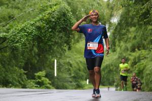 BIB: 1332
                            <button type="button" onclick="openModal(5727733)" class="btn btn-primary btn-sm float-right btn-popup" data-toggle="modal" data-target=".modal-high-quality">
                        <i class="fas fa-shopping-cart"></i> Add to Cart
                    </button>
                                            <button type="button" onclick="isThisMe(5727733, true)" class="btn btn-success btn-sm float-right btn-popup btn-isme hidden" data-toggle="tooltip" data-placement="bottom" title="นี่คือรูปของคุณใช่ไหม คลิกที่นี่เพื่อเอาเข้าอัลบั้ม">
                        <i class="fas fa-plus"></i> Add to album
                    </button>
                    <button type="button" onclick="isThisMe(5727733, false)" class="btn btn-warning btn-sm float-right btn-popup btn-isnotme hidden">
                        <i class="fas fa-ban"></i> Remove from album
                    </button>