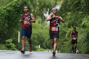 BIB: 1409, 1016
                            <button type="button" onclick="openModal(5728057)" class="btn btn-primary btn-sm float-right btn-popup" data-toggle="modal" data-target=".modal-high-quality">
                        <i class="fas fa-shopping-cart"></i> Add to Cart
                    </button>
                                            <button type="button" onclick="isThisMe(5728057, true)" class="btn btn-success btn-sm float-right btn-popup btn-isme hidden" data-toggle="tooltip" data-placement="bottom" title="นี่คือรูปของคุณใช่ไหม คลิกที่นี่เพื่อเอาเข้าอัลบั้ม">
                        <i class="fas fa-plus"></i> Add to album
                    </button>
                    <button type="button" onclick="isThisMe(5728057, false)" class="btn btn-warning btn-sm float-right btn-popup btn-isnotme hidden">
                        <i class="fas fa-ban"></i> Remove from album
                    </button>