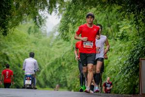 BIB: 1296
                            <button type="button" onclick="openModal(5789585)" class="btn btn-primary btn-sm float-right btn-popup" data-toggle="modal" data-target=".modal-high-quality">
                        <i class="fas fa-shopping-cart"></i> Add to Cart
                    </button>
                                            <button type="button" onclick="isThisMe(5789585, true)" class="btn btn-success btn-sm float-right btn-popup btn-isme hidden" data-toggle="tooltip" data-placement="bottom" title="นี่คือรูปของคุณใช่ไหม คลิกที่นี่เพื่อเอาเข้าอัลบั้ม">
                        <i class="fas fa-plus"></i> Add to album
                    </button>
                    <button type="button" onclick="isThisMe(5789585, false)" class="btn btn-warning btn-sm float-right btn-popup btn-isnotme hidden">
                        <i class="fas fa-ban"></i> Remove from album
                    </button>