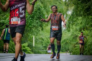 BIB: 1638, 1613
                            <button type="button" onclick="openModal(5789609)" class="btn btn-primary btn-sm float-right btn-popup" data-toggle="modal" data-target=".modal-high-quality">
                        <i class="fas fa-shopping-cart"></i> Add to Cart
                    </button>
                                            <button type="button" onclick="isThisMe(5789609, true)" class="btn btn-success btn-sm float-right btn-popup btn-isme hidden" data-toggle="tooltip" data-placement="bottom" title="นี่คือรูปของคุณใช่ไหม คลิกที่นี่เพื่อเอาเข้าอัลบั้ม">
                        <i class="fas fa-plus"></i> Add to album
                    </button>
                    <button type="button" onclick="isThisMe(5789609, false)" class="btn btn-warning btn-sm float-right btn-popup btn-isnotme hidden">
                        <i class="fas fa-ban"></i> Remove from album
                    </button>