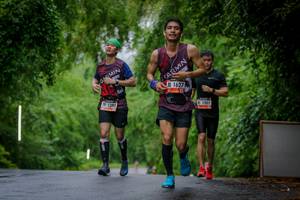 BIB: 1627, 1390, 1001
                            <button type="button" onclick="openModal(5789814)" class="btn btn-primary btn-sm float-right btn-popup" data-toggle="modal" data-target=".modal-high-quality">
                        <i class="fas fa-shopping-cart"></i> Add to Cart
                    </button>
                                            <button type="button" onclick="isThisMe(5789814, true)" class="btn btn-success btn-sm float-right btn-popup btn-isme hidden" data-toggle="tooltip" data-placement="bottom" title="นี่คือรูปของคุณใช่ไหม คลิกที่นี่เพื่อเอาเข้าอัลบั้ม">
                        <i class="fas fa-plus"></i> Add to album
                    </button>
                    <button type="button" onclick="isThisMe(5789814, false)" class="btn btn-warning btn-sm float-right btn-popup btn-isnotme hidden">
                        <i class="fas fa-ban"></i> Remove from album
                    </button>