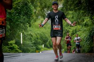 BIB: 1582, 060
                            <button type="button" onclick="openModal(5789777)" class="btn btn-primary btn-sm float-right btn-popup" data-toggle="modal" data-target=".modal-high-quality">
                        <i class="fas fa-shopping-cart"></i> Add to Cart
                    </button>
                                            <button type="button" onclick="isThisMe(5789777, true)" class="btn btn-success btn-sm float-right btn-popup btn-isme hidden" data-toggle="tooltip" data-placement="bottom" title="นี่คือรูปของคุณใช่ไหม คลิกที่นี่เพื่อเอาเข้าอัลบั้ม">
                        <i class="fas fa-plus"></i> Add to album
                    </button>
                    <button type="button" onclick="isThisMe(5789777, false)" class="btn btn-warning btn-sm float-right btn-popup btn-isnotme hidden">
                        <i class="fas fa-ban"></i> Remove from album
                    </button>