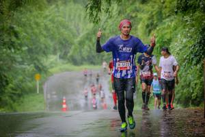 BIB: 5122
                            <button type="button" onclick="openModal(5787383)" class="btn btn-primary btn-sm float-right btn-popup" data-toggle="modal" data-target=".modal-high-quality">
                        <i class="fas fa-shopping-cart"></i> Add to Cart
                    </button>
                                            <button type="button" onclick="isThisMe(5787383, true)" class="btn btn-success btn-sm float-right btn-popup btn-isme hidden" data-toggle="tooltip" data-placement="bottom" title="นี่คือรูปของคุณใช่ไหม คลิกที่นี่เพื่อเอาเข้าอัลบั้ม">
                        <i class="fas fa-plus"></i> Add to album
                    </button>
                    <button type="button" onclick="isThisMe(5787383, false)" class="btn btn-warning btn-sm float-right btn-popup btn-isnotme hidden">
                        <i class="fas fa-ban"></i> Remove from album
                    </button>