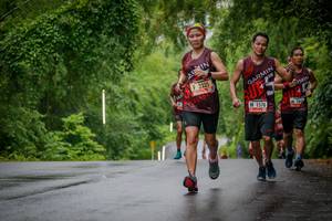 BIB: 3335, 1570, 104
                            <button type="button" onclick="openModal(5789911)" class="btn btn-primary btn-sm float-right btn-popup" data-toggle="modal" data-target=".modal-high-quality">
                        <i class="fas fa-shopping-cart"></i> Add to Cart
                    </button>
                                            <button type="button" onclick="isThisMe(5789911, true)" class="btn btn-success btn-sm float-right btn-popup btn-isme hidden" data-toggle="tooltip" data-placement="bottom" title="นี่คือรูปของคุณใช่ไหม คลิกที่นี่เพื่อเอาเข้าอัลบั้ม">
                        <i class="fas fa-plus"></i> Add to album
                    </button>
                    <button type="button" onclick="isThisMe(5789911, false)" class="btn btn-warning btn-sm float-right btn-popup btn-isnotme hidden">
                        <i class="fas fa-ban"></i> Remove from album
                    </button>