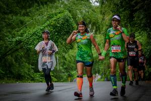 BIB: 920, 1313, 5066
                            <button type="button" onclick="openModal(5785459)" class="btn btn-primary btn-sm float-right btn-popup" data-toggle="modal" data-target=".modal-high-quality">
                        <i class="fas fa-shopping-cart"></i> Add to Cart
                    </button>
                                            <button type="button" onclick="isThisMe(5785459, true)" class="btn btn-success btn-sm float-right btn-popup btn-isme hidden" data-toggle="tooltip" data-placement="bottom" title="นี่คือรูปของคุณใช่ไหม คลิกที่นี่เพื่อเอาเข้าอัลบั้ม">
                        <i class="fas fa-plus"></i> Add to album
                    </button>
                    <button type="button" onclick="isThisMe(5785459, false)" class="btn btn-warning btn-sm float-right btn-popup btn-isnotme hidden">
                        <i class="fas fa-ban"></i> Remove from album
                    </button>