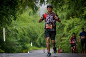 BIB: 3286
                            <button type="button" onclick="openModal(5789784)" class="btn btn-primary btn-sm float-right btn-popup" data-toggle="modal" data-target=".modal-high-quality">
                        <i class="fas fa-shopping-cart"></i> Add to Cart
                    </button>
                                            <button type="button" onclick="isThisMe(5789784, true)" class="btn btn-success btn-sm float-right btn-popup btn-isme hidden" data-toggle="tooltip" data-placement="bottom" title="นี่คือรูปของคุณใช่ไหม คลิกที่นี่เพื่อเอาเข้าอัลบั้ม">
                        <i class="fas fa-plus"></i> Add to album
                    </button>
                    <button type="button" onclick="isThisMe(5789784, false)" class="btn btn-warning btn-sm float-right btn-popup btn-isnotme hidden">
                        <i class="fas fa-ban"></i> Remove from album
                    </button>